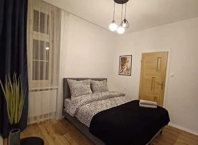 Appartement à 2 Chambres à Coucher